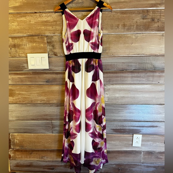 Express Maxi Dress White With Magenta Flowers Size XS - Picture 3 of 5